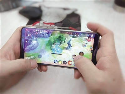 手機(jī)信號放大器|雙節(jié)之際把信號帶回家，讓你暢快上網(wǎng)! 